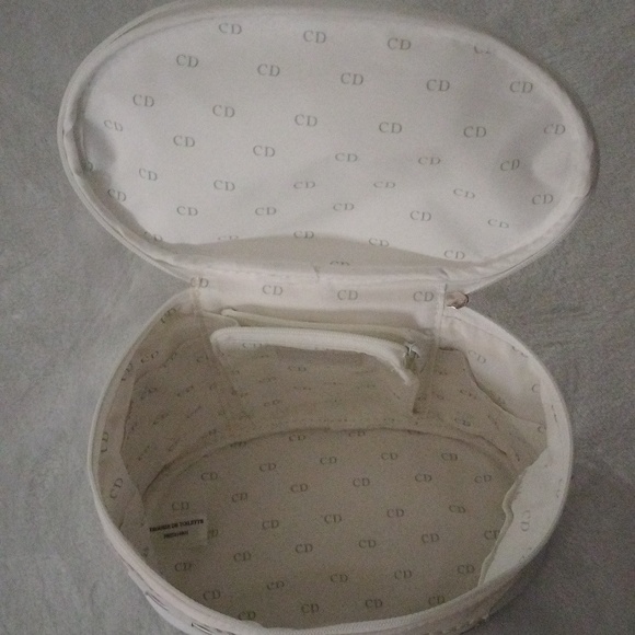 Dior Beauty bag - Picture 15 of 16